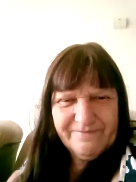 Apeesynka55211 online show from 10.12.25