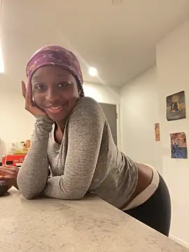 tia   fox online show from 03.01.26