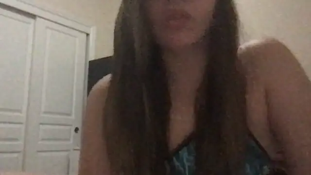 bunnygorl12 online show from 10.29.25