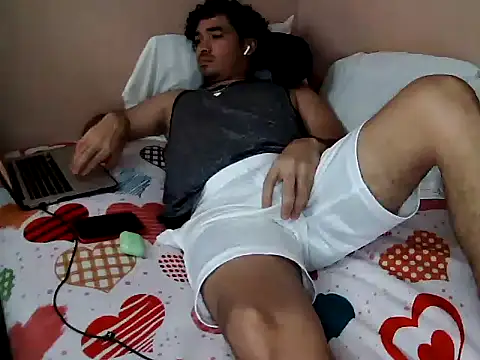 Snapshot of ThiagoDeseo chatting on 10.17.25 ThiagoDeseo online show from 10.17.25