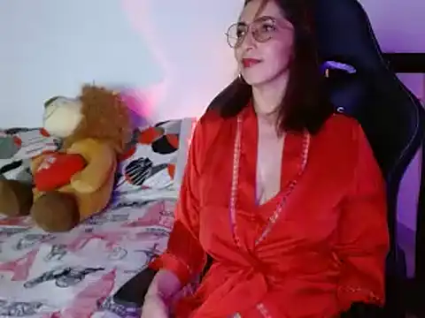 Snapshot of Angel_blackhot chatting on 10.26.25 Angel blackhot online show from 10.26.25