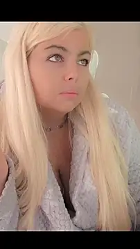 Snapshot of Siren-xiv chatting on 10.01.25 Siren-xiv online show from 10.01.25