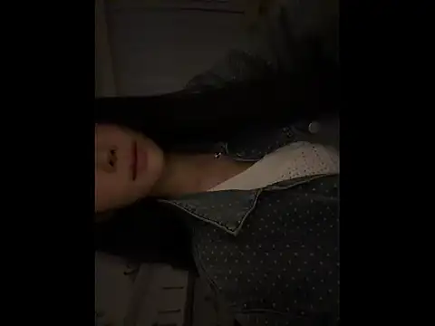 Snapshot of xiaowan_x chatting on 11.14.25 xiaowan x online show from 11.14.25