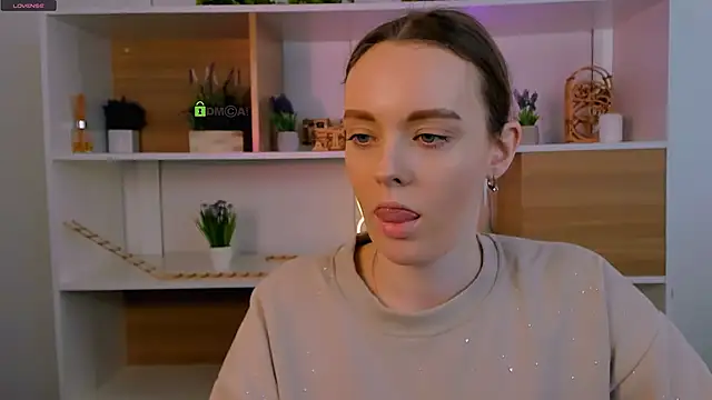 isla dior online show from 12.16.25