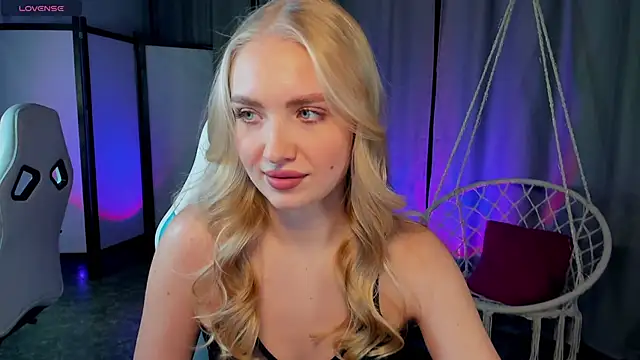 TessaGrays online show from 01.13.26