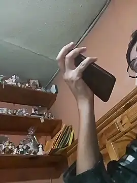 Snapshot of RAJV_ chatting on 10.24.25 RAJV online show from 10.24.25