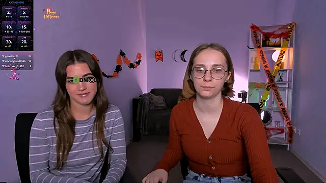 Snapshot of lina_fox12 chatting on 10.23.25 lina fox12 online show from 10.23.25