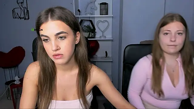 Snapshot of lina_fox12 chatting on 11.09.25 lina fox12 online show from 11.09.25