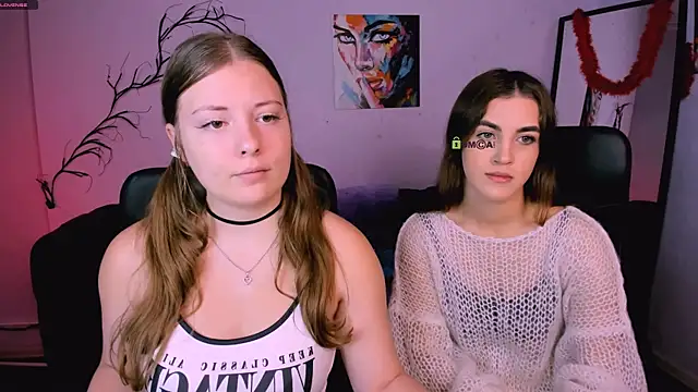 Snapshot of lina_fox12 chatting on 11.15.25 lina fox12 online show from 11.15.25