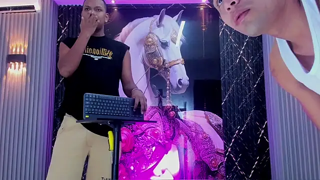 Snapshot of The_Boy_King chatting on 12.15.25 The Boy King online show from 12.15.25