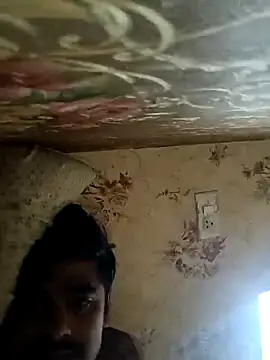 puneriboy32 online show from 11.17.25