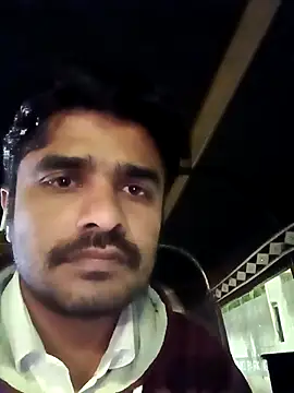 puneriboy32 online show from 11.19.25