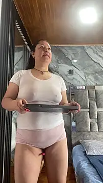 Marianasmitt online show from 10.18.25