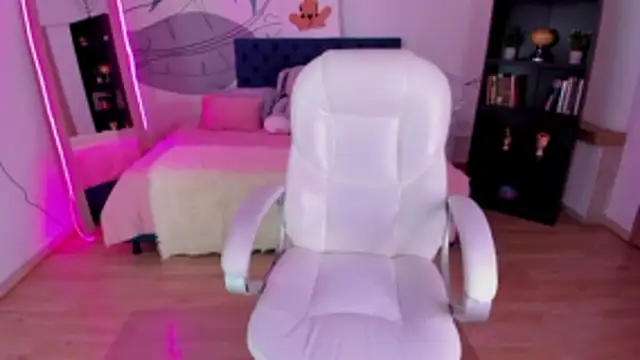 Snapshot of Goth_Alice chatting on 11.03.25 Goth Alice online show from 11.03.25