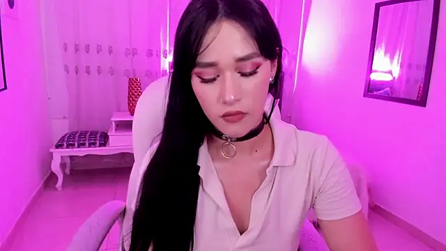 Snapshot of Goth_Alice chatting on 12.13.25 Goth Alice online show from 12.13.25