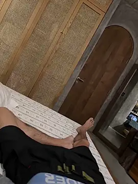 HenryLee1983-cums online show from 11.24.25