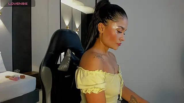 tabata69  online show from 11.12.25