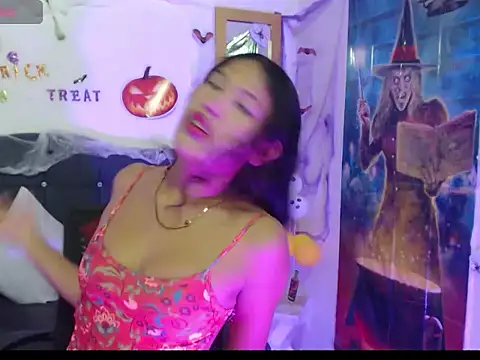 Adriana Belle online show from 10.08.25
