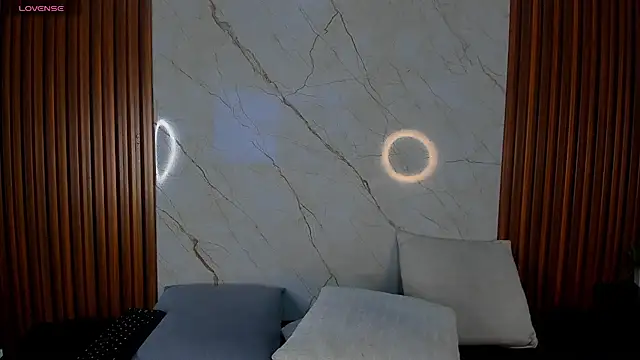 Snapshot of cloemorningstar chatting on 10.02.25 cloemorningstar online show from 10.02.25