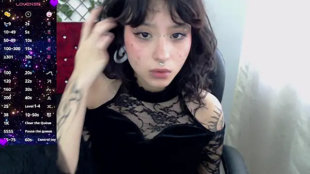 Lia Carter  online show from 01.16.26