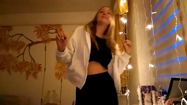 CarynFlaryn online show from 10.07.25