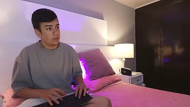 Dylan Katte online show from 02.08.26