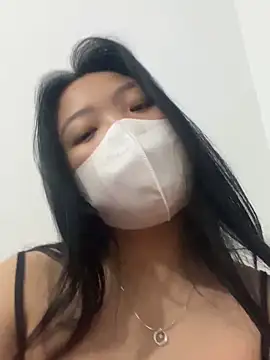 jun-xinh09 online show from 05.31.26