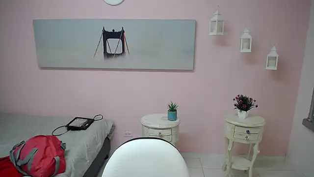 Snapshot of barbara_muller chatting on 11.02.25 barbara muller online show from 11.02.25