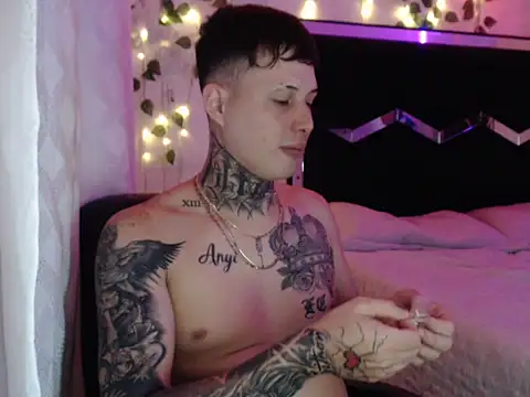 Snapshot of monster_Dickdr chatting on 11.14.25 monster Dickdr online show from 11.14.25