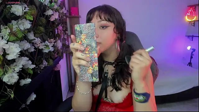 Snapshot of Kora_Red69 chatting on 10.25.25 Kora Red69 online show from 10.25.25