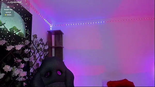 Snapshot of Kora_Red69 chatting on 11.15.25 Kora Red69 online show from 11.15.25