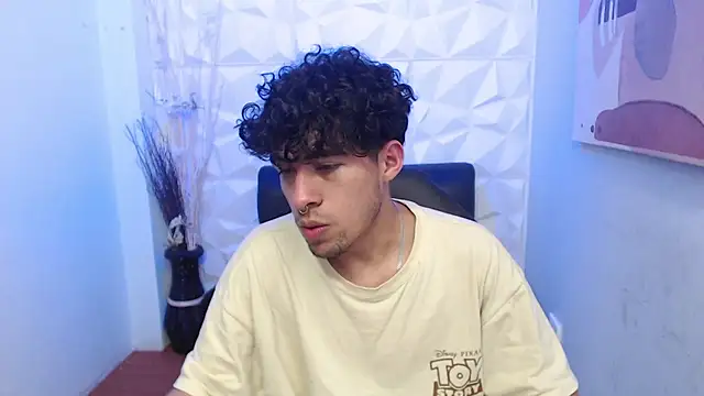 Liil boy online show from 10.24.25