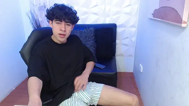 Liil boy online show from 10.28.25