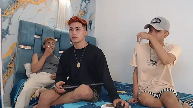 VERY HOT GUYS online show from 02.04.26