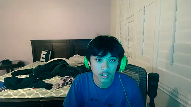 youngasianboy2007 online show from 04.26.26