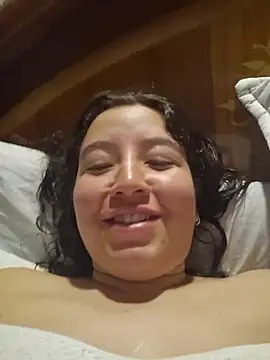 annyaparis online show from 11.16.25