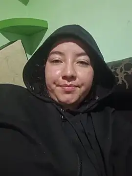 annyaparis online show from 11.19.25