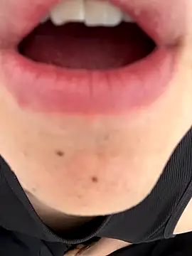 LiamMyst online show from 11.16.25