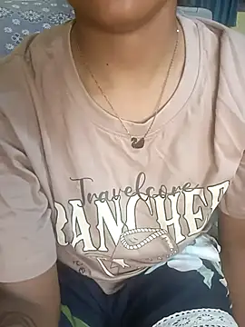 Snapshot of tamil_thaara03 chatting on 10.15.25 tamil thaara03 online show from 10.15.25