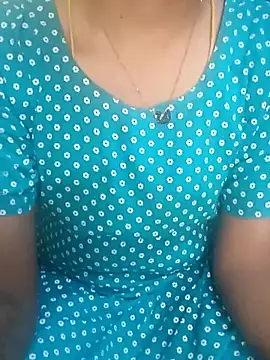 Snapshot of tamil_thaara03 chatting on 10.23.25 tamil thaara03 online show from 10.23.25