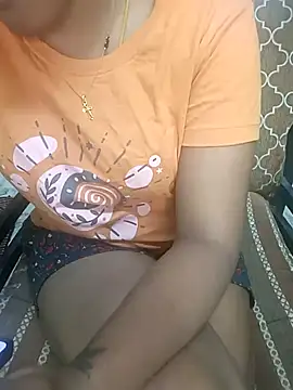 Snapshot of tamil_thaara03 chatting on 11.11.25 tamil thaara03 online show from 11.11.25