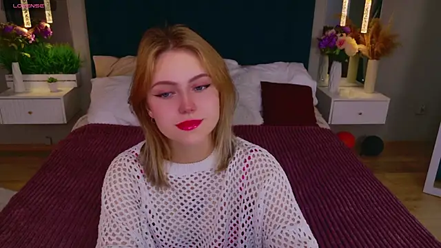 Stellahaart online show from 11.08.25