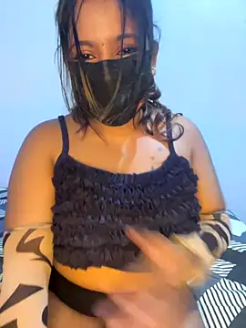 Snapshot of bunny_somya chatting on 11.11.25 bunny somya online show from 11.11.25