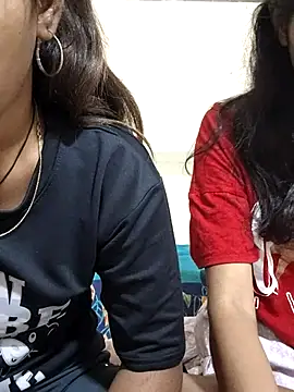 Snapshot of Unique_girls90 chatting on 10.16.25 Unique girls90 online show from 10.16.25
