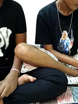 Unique girls90 online show from 11.08.25