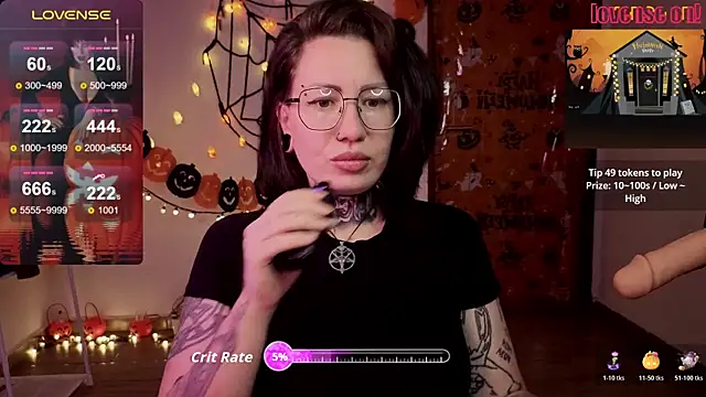 Snapshot of Senorita__Dakota chatting on 10.21.25 Senorita Dakota online show from 10.21.25