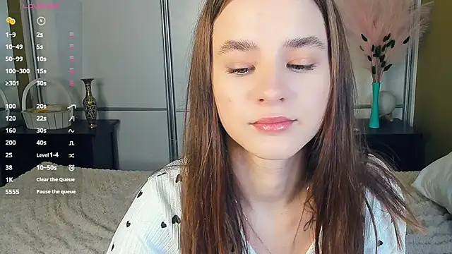 JinnyMcie online show from 04.17.26