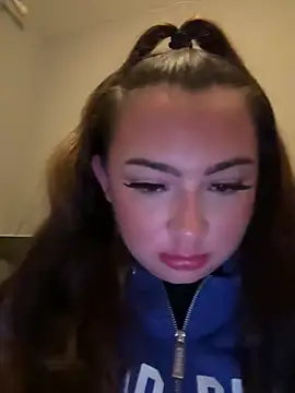 MadelineLeah online show from 06.05.26