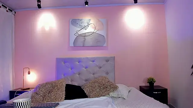 scarlettvelvet  online show from 10.04.25