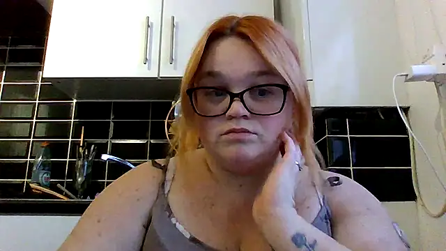 Curvy-AmyX online show from 10.05.25